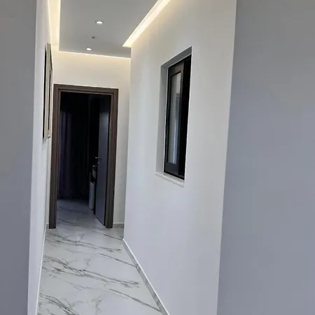 Lezet Hotel Saranda