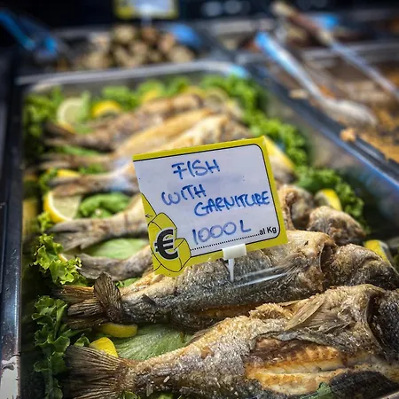 酒店 Lezet Sarandë