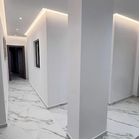 Lezet Hotel 3*