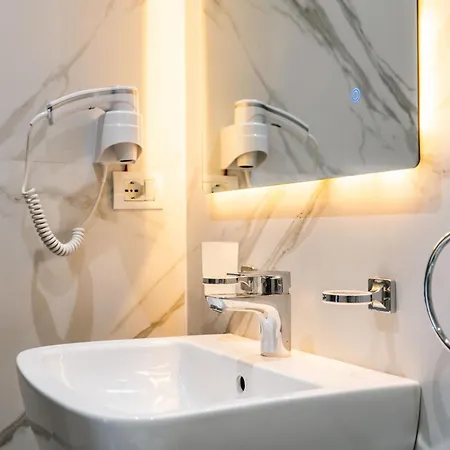 Lezet Hotell Sarandë