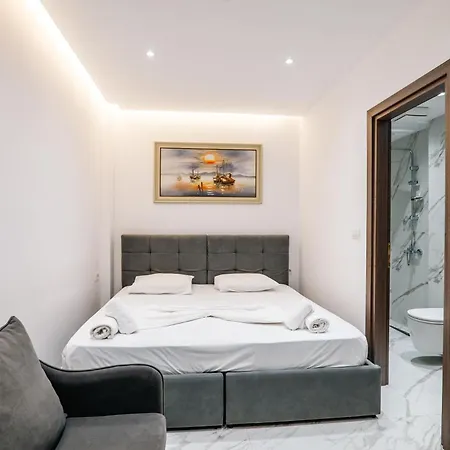 Hotell Lezet Sarandë