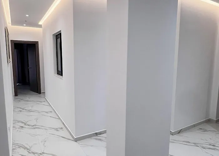 Lezet Ξενοδοχείο 3*